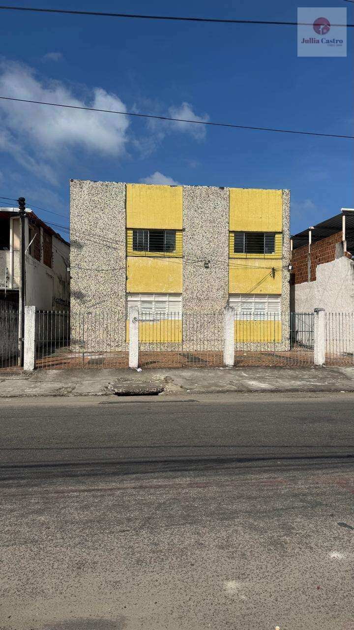 ALUGO APARTAMENTO COM 4 QUARTOS NO BAIRRO DE CAMPO GRANDE / RECIFE - Jullia Castro - Corretora de Imóveis