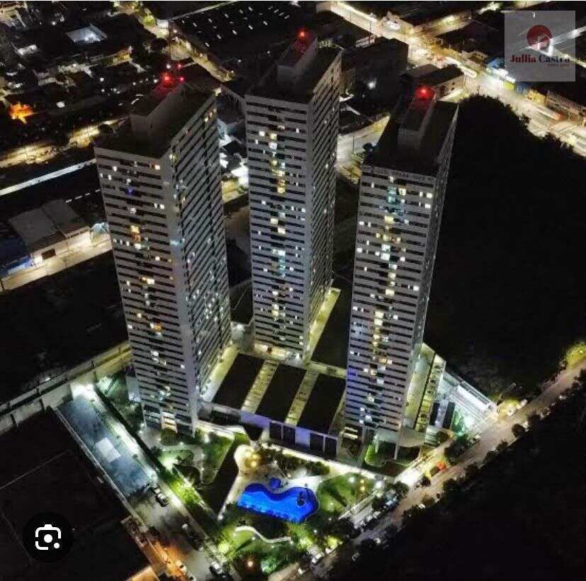 ALUGO EXCELENTE APARTAMENTO COM 2 QUARTOS NO BAIRRO DE SANTO AMARO / RECIFE - Jullia Castro - Corretora de Imóveis