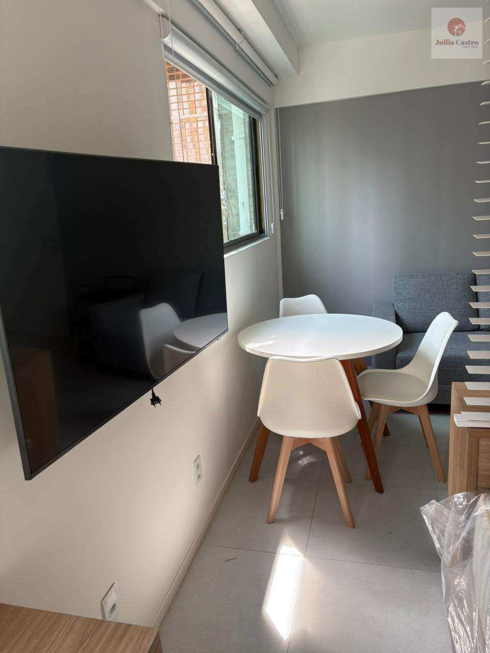 ALUGO EXCELENTE FLAT  MOBILIADO COM 1 QUARTO NO BAIRRO DO PARNAMIRIM / RECIFE - Jullia Castro - Corretora de Imóveis