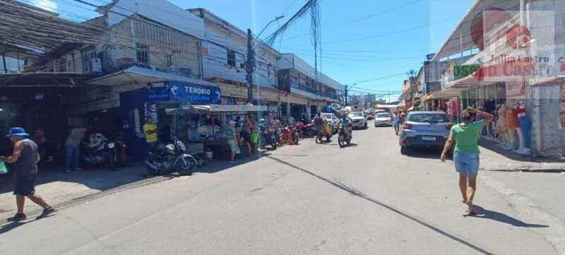 ALUGO EXCELENTE LOJA COMERCIAL NO CENTRO DE ÁGUA FRIA / RECIFE - Jullia Castro - Corretora de Imóveis