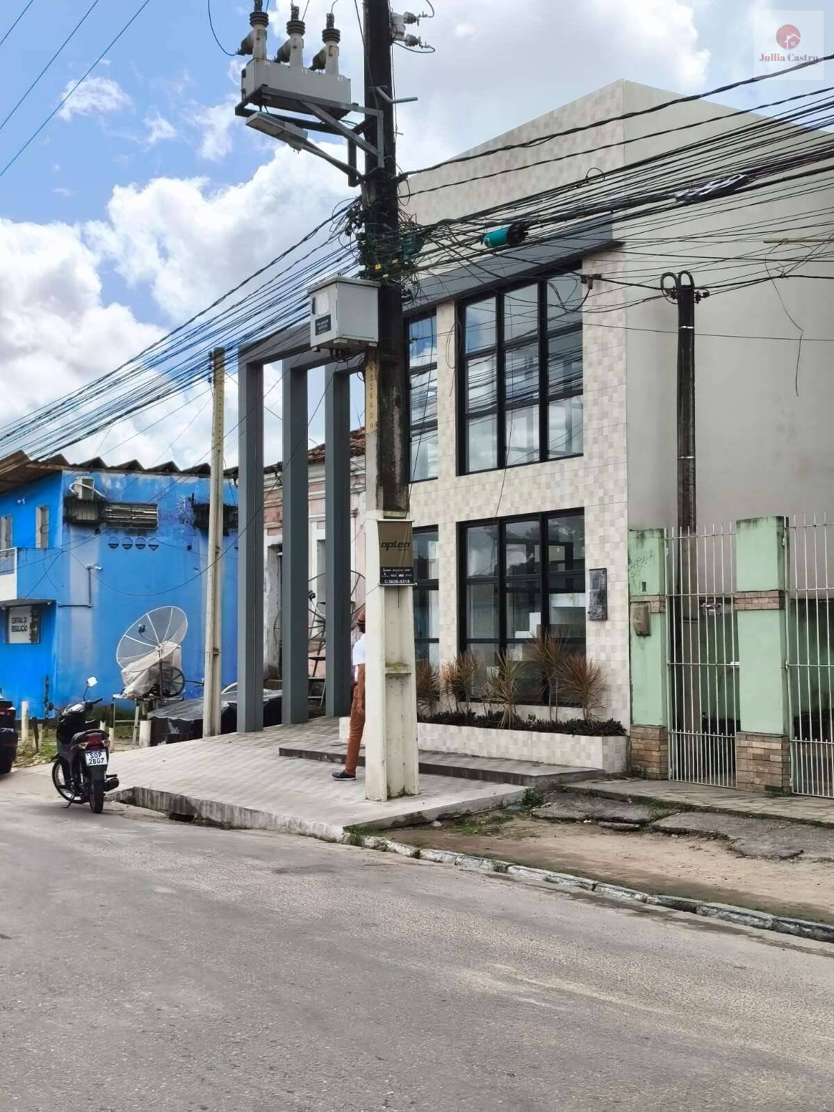 ALUGO EXCELENTE PREDIO NOVO COM 20 SALAS NO CENTRO DE GOIANA - PE - Jullia Castro - Corretora de Imóveis