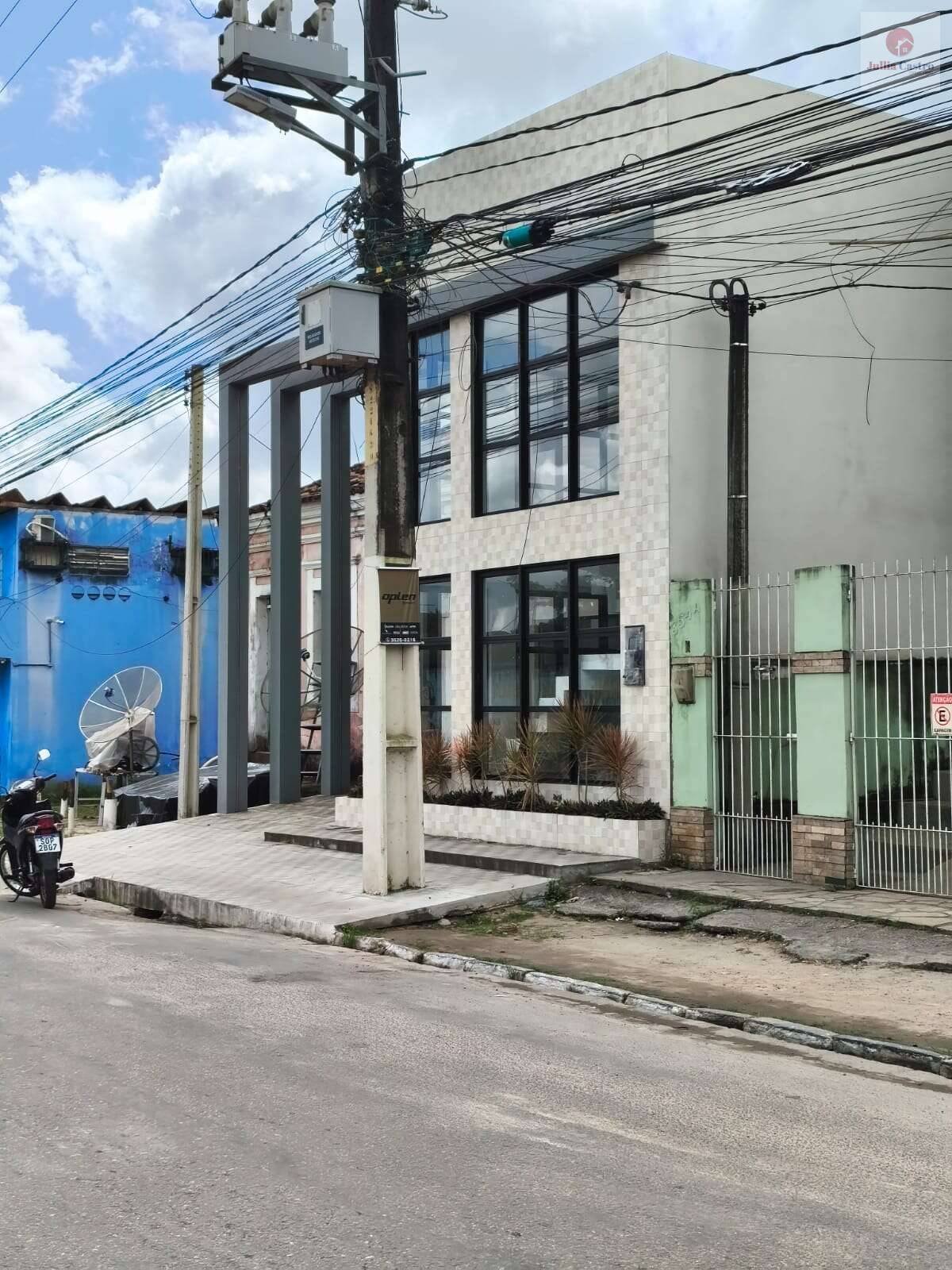 ALUGO EXCELENTE PREDIO NOVO COM 20 SALAS NO CENTRO DE GOIANA - PE - Jullia Castro - Corretora de Imóveis