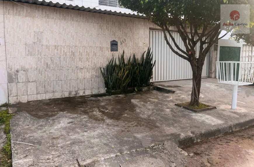 Vendo ótima casa com 3 quartos| 3 vagas| 200m²| em Cajueiro - Recife - PE - Jullia Castro - Corretora de Imóveis
