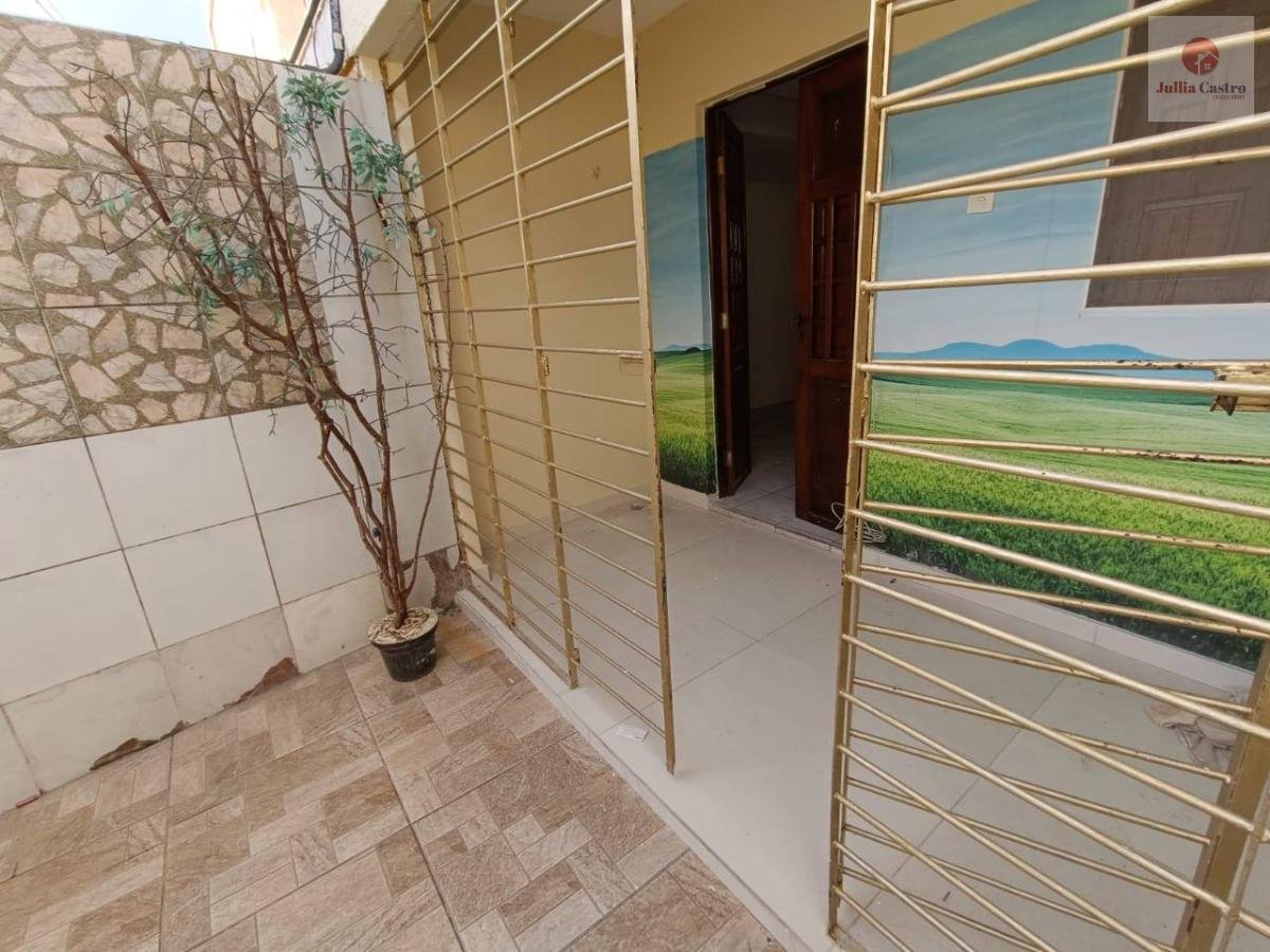 VENDO ÓTIMA CASA COM 6 QUARTOS NO BAIRRO DA TORRE - RECIFE - Jullia Castro - Corretora de Imóveis