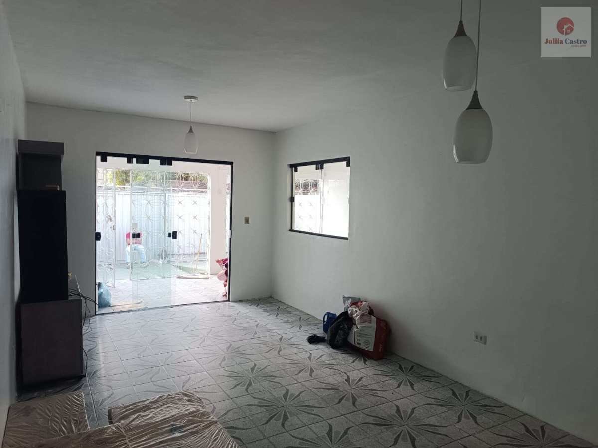 ALUGO ÓTIMA CASA COM 3 QUARTOS NO ROSARINHO - RECIFE - Jullia Castro - Corretora de Imóveis