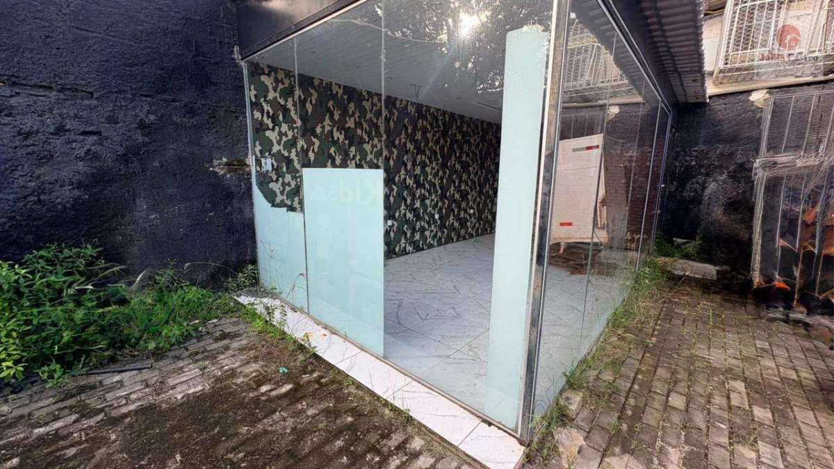 ALUGO ÓTIMA LOJA COM UMA EXCELENTE ÁREA EXTERNA NO BAIRRO DO ARRUDA / RECIFE - Foto 2 ALUGO ÓTIMA LOJA COM UMA EXCELENTE ÁREA EXTERNA NO BAIRRO DO AR - Jullia Castro - Corretora de Imóveis