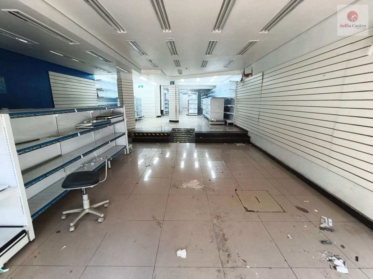 ALUGO ÓTIMA LOJA COMERCIAL COM 3 PAVIMENTOS NO BAIRRO DA BOA VISTA / RECIFE - Jullia Castro - Corretora de Imóveis