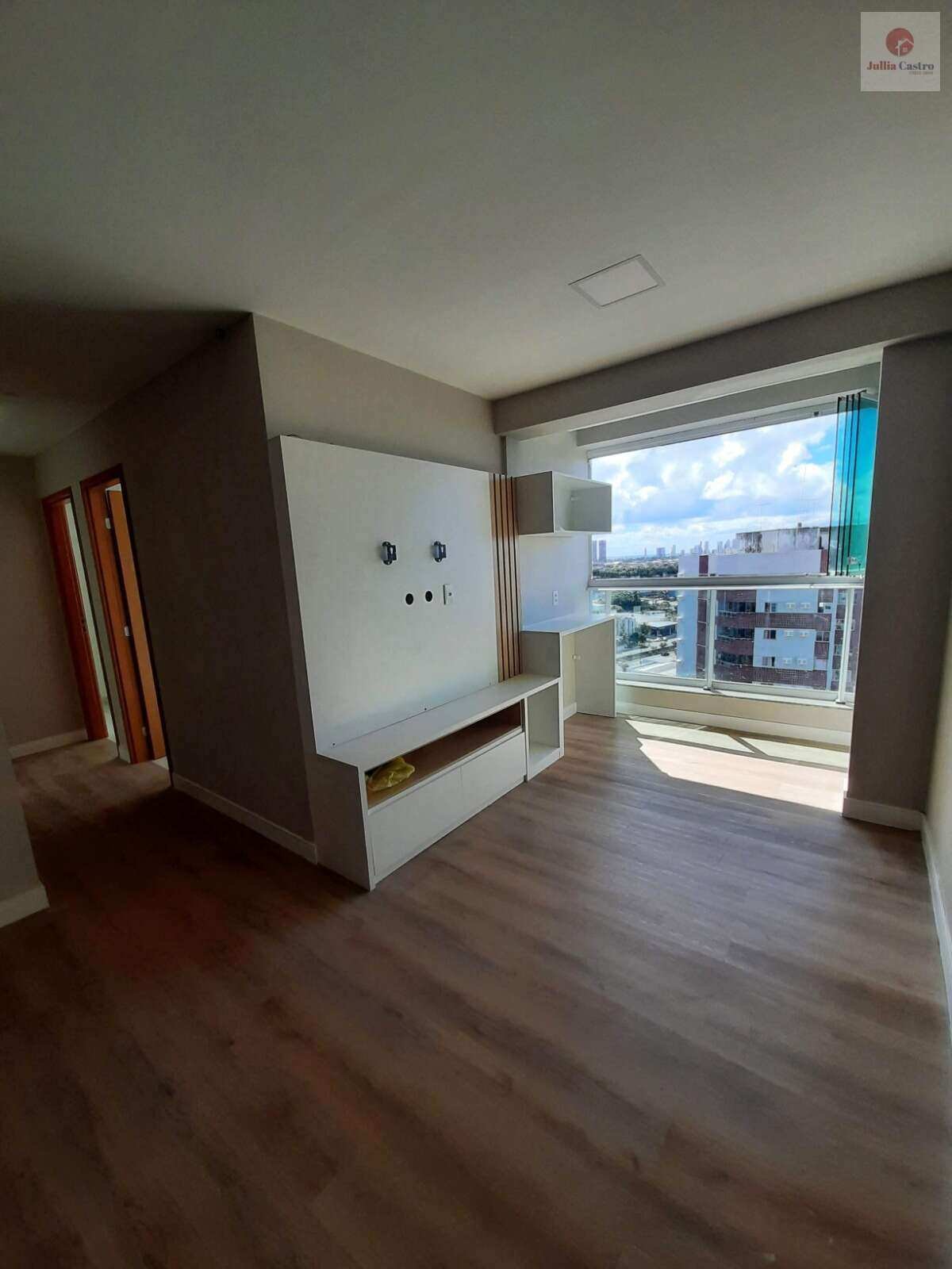 Alugo ótimo apartamento| 02 quartos + escritório| área de lazer completa| no Bairro da Madalena- Recife - Jullia Castro - Corretora de Imóveis