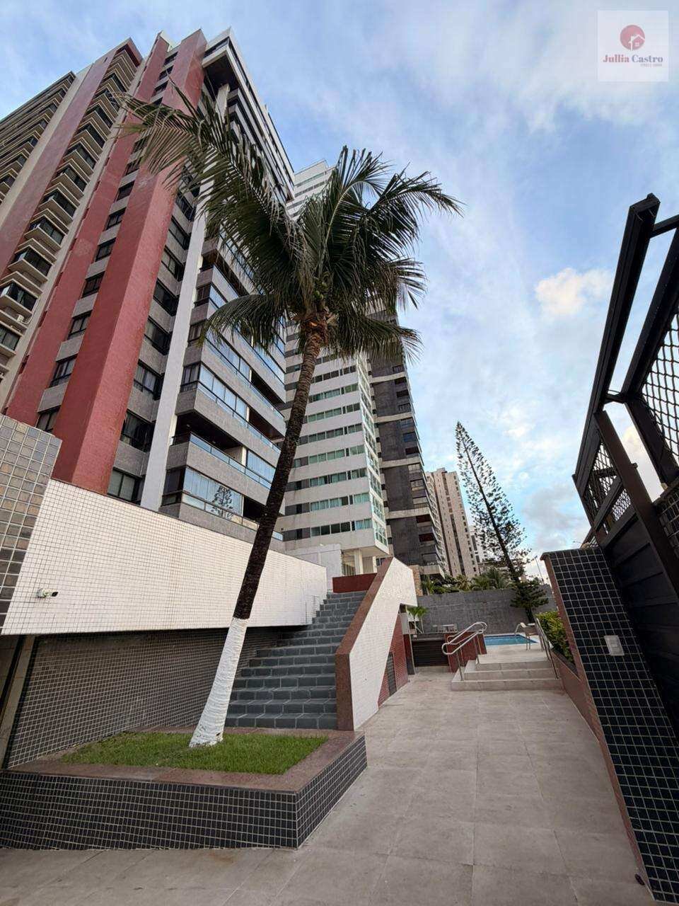 Alugo ótimo apartamento| 04 quartos| 238m²| 2 vagas| Na Beira Mar de Piedade - Jaboatão - Jullia Castro - Corretora de Imóveis