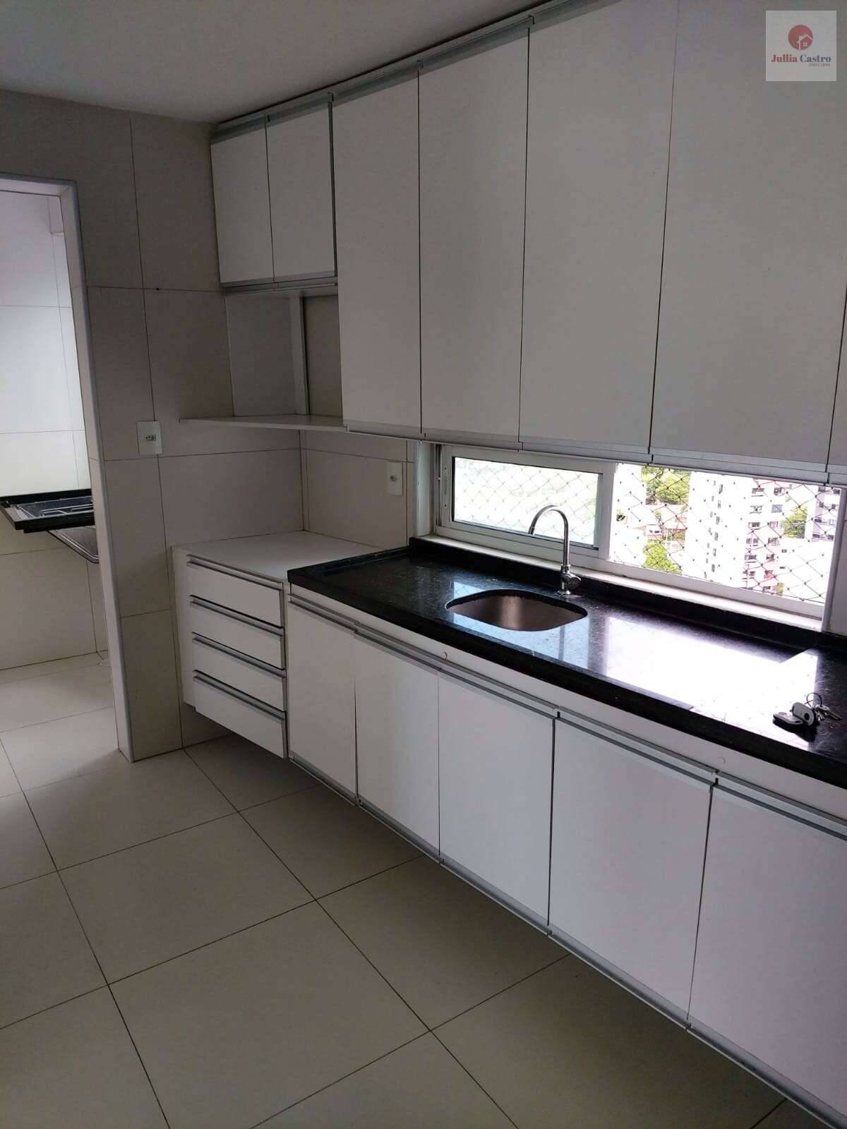 ALUGO ÓTIMO APARTAMENTO COM 03 QUARTOS| 02 VAGAS| EM BOA VIAGEM - RECIFE - Jullia Castro - Corretora de Imóveis