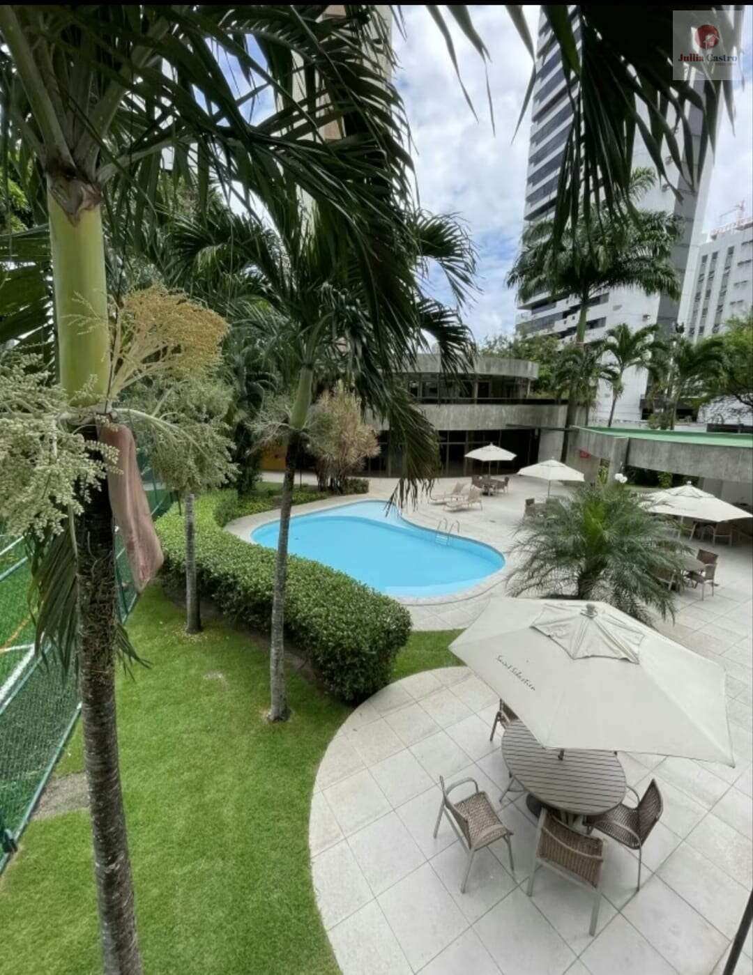 ALUGO ÓTIMO APARTAMENTO COM 04 QUARTOS NO PARNAMIRIM - RECIFE - Jullia Castro - Corretora de Imóveis