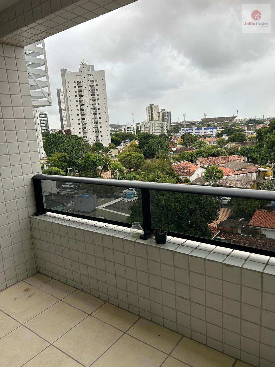 ALUGO ÓTIMO APARTAMENTO COM 2 QUARTOS NO BAIRRO DA ENCRUZILHADA / RECIFE - Jullia Castro - Corretora de Imóveis
