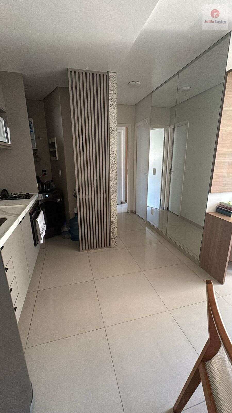 Alugo ótimo apartamento MOBILIADO| 02 quartos| lazer| em Boa Viagem - Recife - Jullia Castro - Corretora de Imóveis