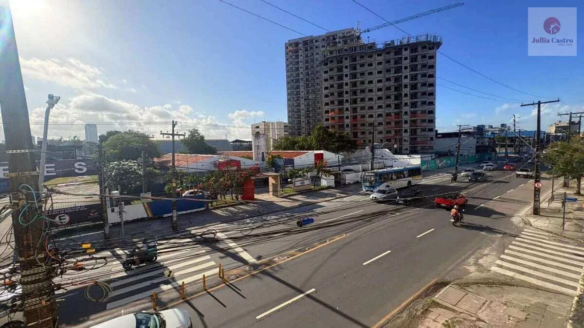ALUGO ÓTIMO GALPÃO COM 2 PAVIMENTOS NO BAIRRO DE SANTO AMARO / RECIFE - Jullia Castro - Corretora de Imóveis