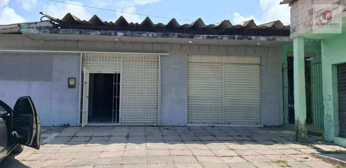 ALUGO ÓTIMO GALPÃO COM 610 m² NO BAIRRO DE RIO DOCE / OLINDA - Jullia Castro - Corretora de Imóveis