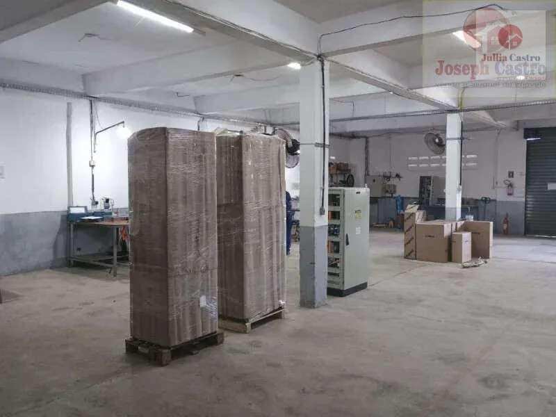 ALUGO ÓTIMO GALPÃO NO BAIRRO DA VARZÉA / RECIFE PERTO DO TIP - Jullia Castro - Corretora de Imóveis