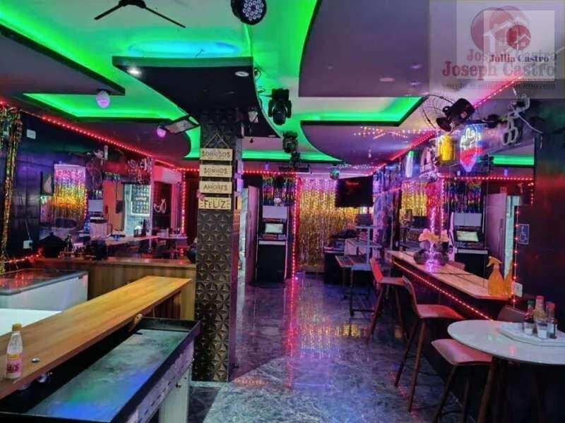 ALUGO ÓTIMO LOJA TÉRREA NO BAIRRO DO ESPINHEIRO / RECIFE