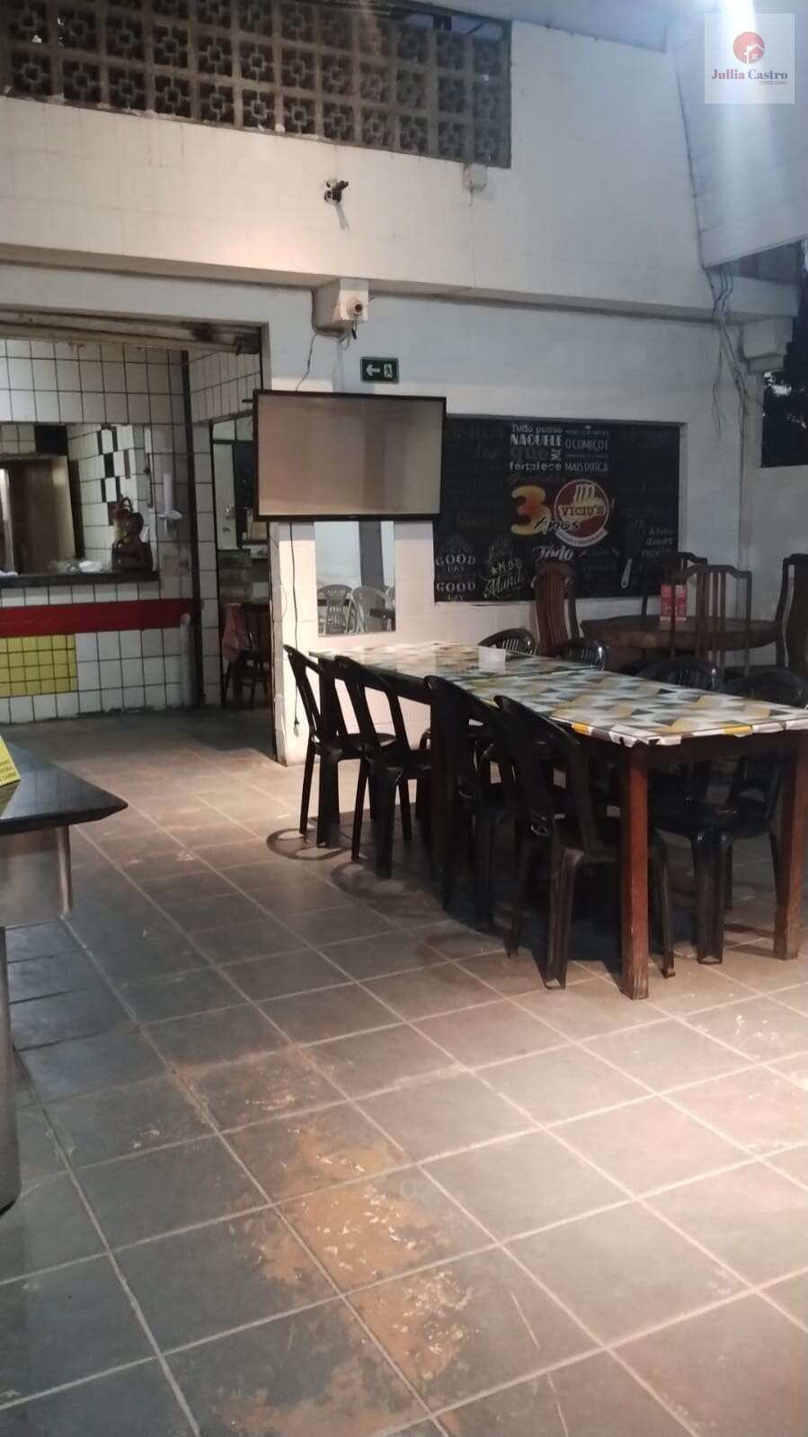 ALUGO ÓTIMO PONTO COMERCIAL NO BAIRRO DO FUNDÃO / RECIFE - Jullia Castro - Corretora de Imóveis