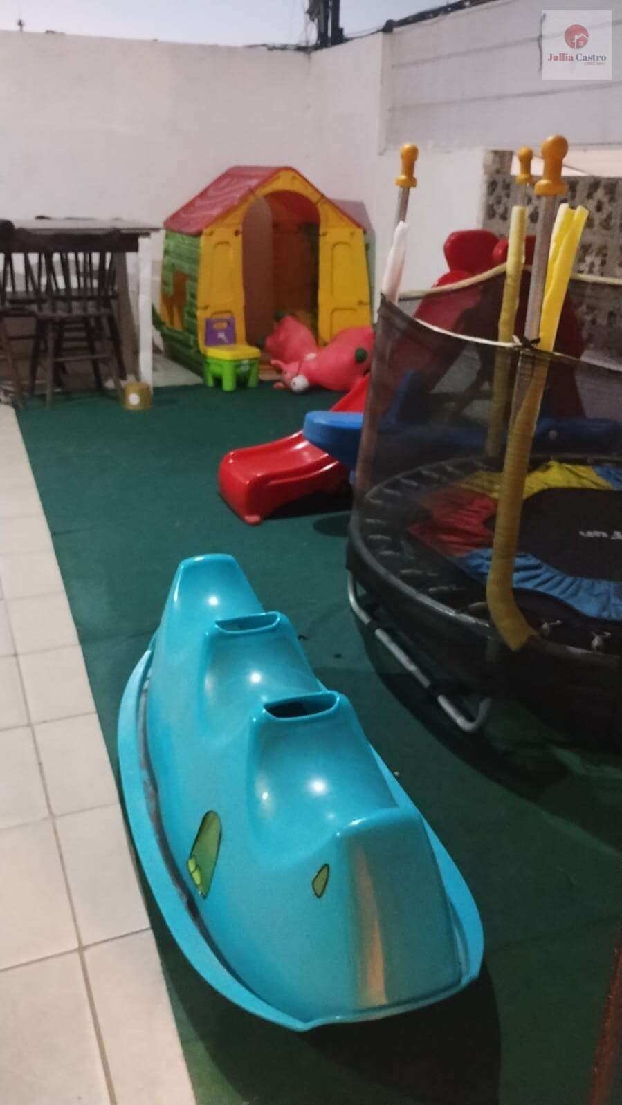 ALUGO ÓTIMO PONTO COMERCIAL NO BAIRRO DO FUNDÃO / RECIFE - Jullia Castro - Corretora de Imóveis