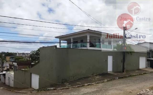 Casa à venda em Camaragibe, Timbí, com 3 quartos, 238m² - Jullia Castro - Corretora de Imóveis