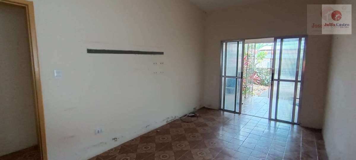 VENDO CASA COM 3 QUARTOS 325m² NO BAIRRO DA TAMARINEIRA / RECIFE - Jullia Castro - Corretora de Imóveis