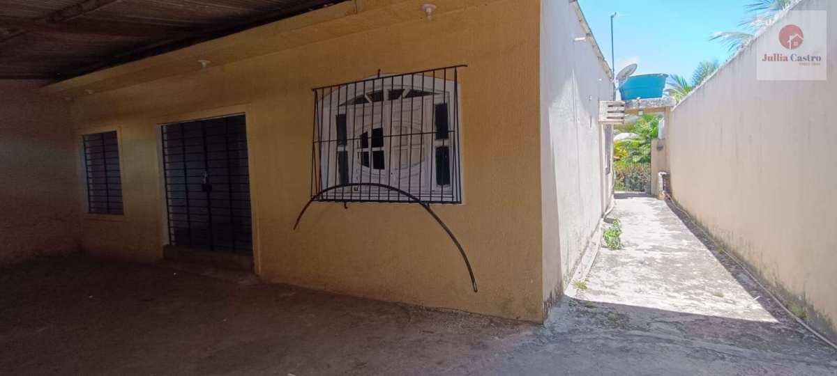 VENDO CASA COM 300m² E PISCINA NO BAIRRO DE CONCEIÇÃO / PAULISTA - Jullia Castro - Corretora de Imóveis