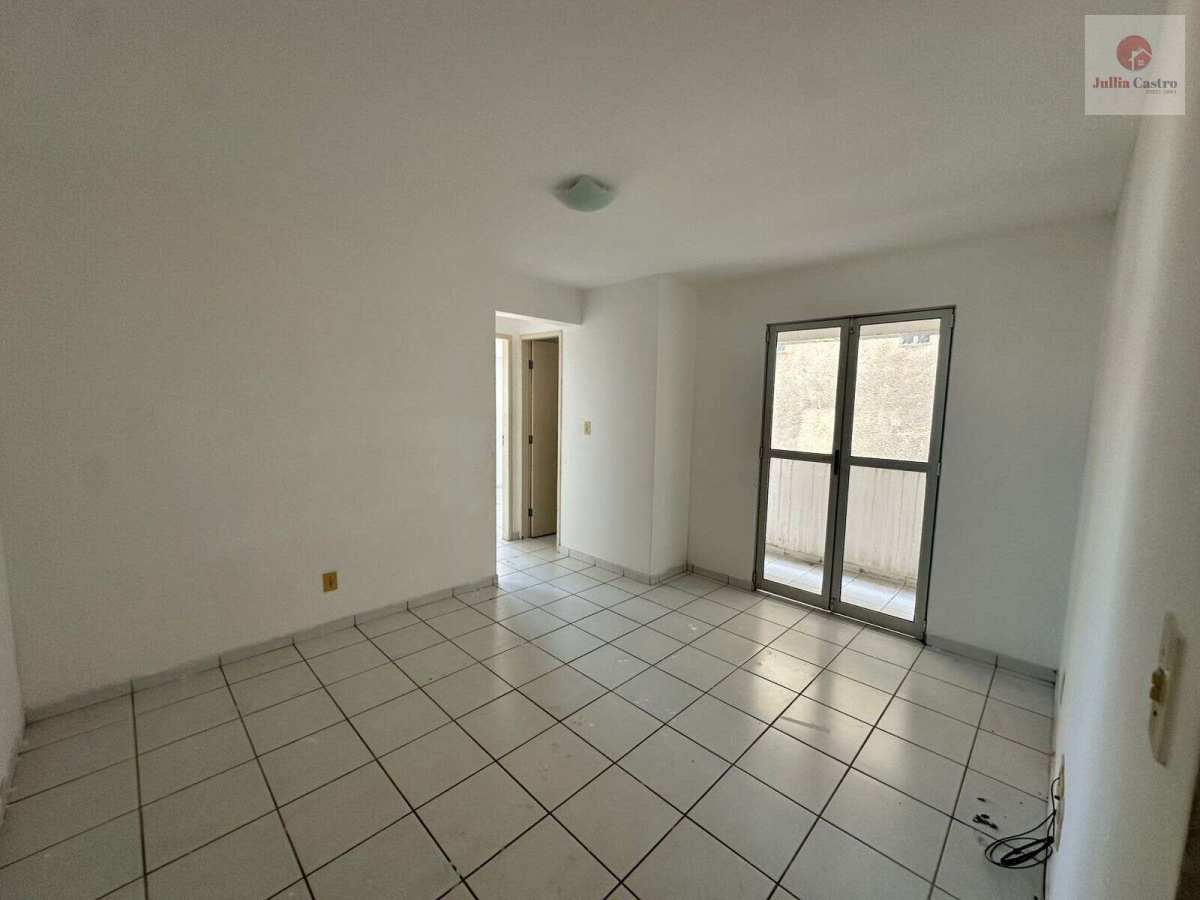 VENDO Excelente apartamento no Arruda com 02 quartos - 01 vaga - 50m - Jullia Castro - Corretora de Imóveis