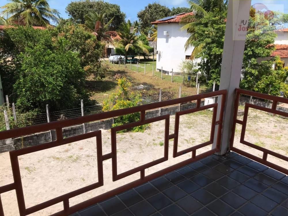 VENDO EXCELENTE CASA COM 5 QUARTOS NA PRAIA DE ITAMARACÁ - PE - Jullia Castro - Corretora de Imóveis