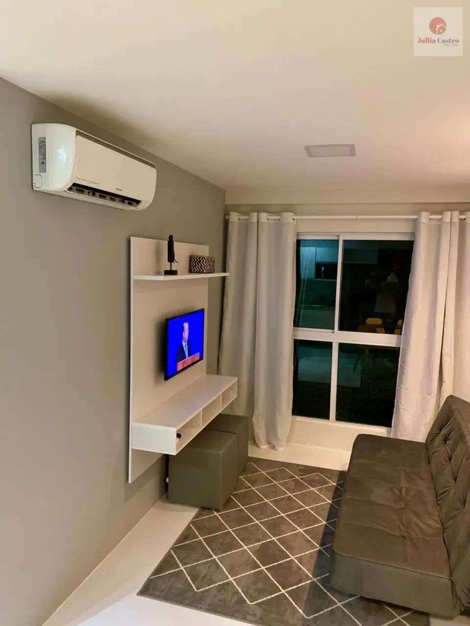 VENDO EXCELENTE FLAT COM 1 QUARTO NO BAIRRO DAS GRAÇAS / RECIFE - Jullia Castro - Corretora de Imóveis