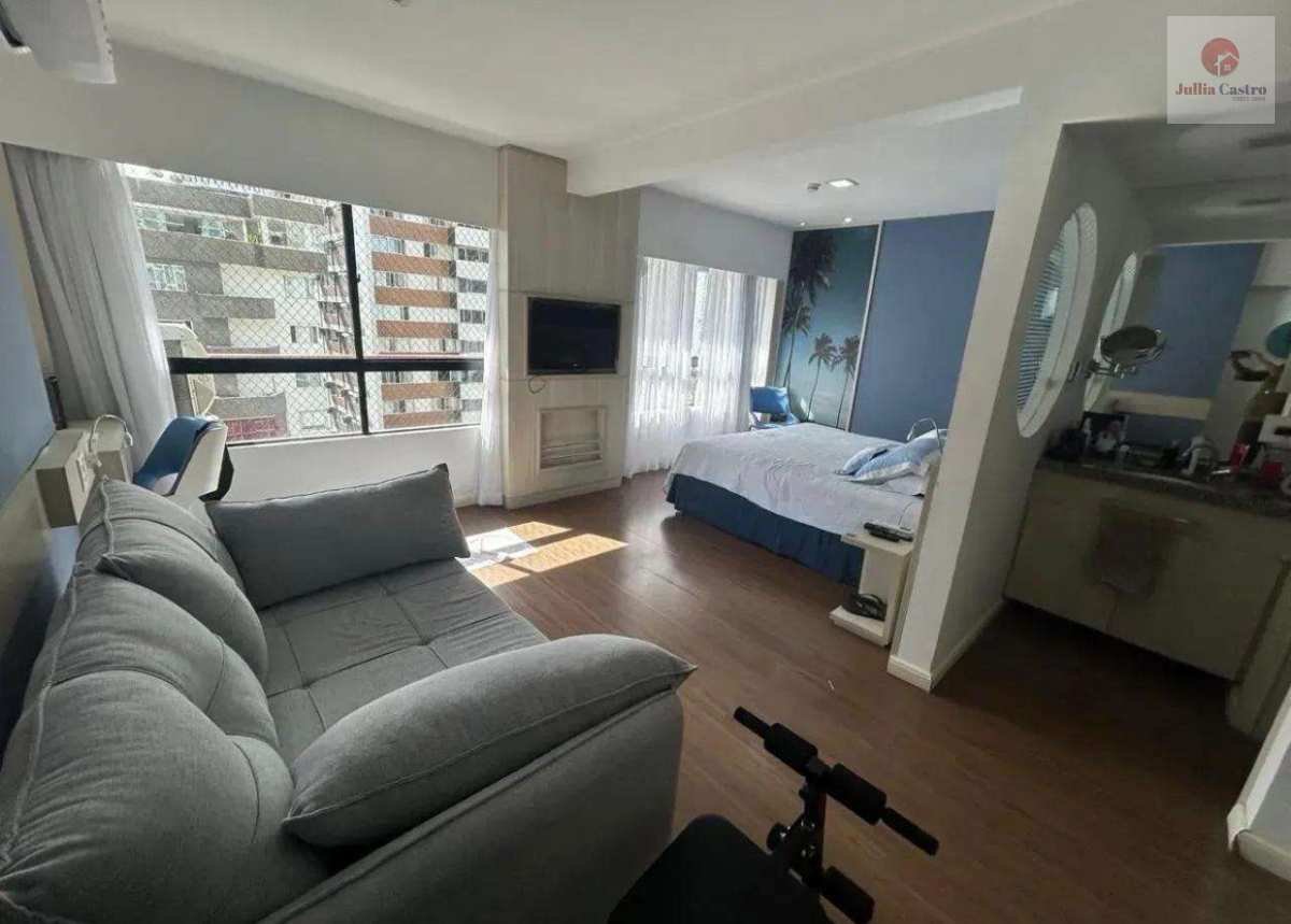 VENDO FLAT NO MERCURE RECIFE NAVEGANTES A 100 METROS DA PRAIA DE BOA VIAGEM / RECIFE - Jullia Castro - Corretora de Imóveis