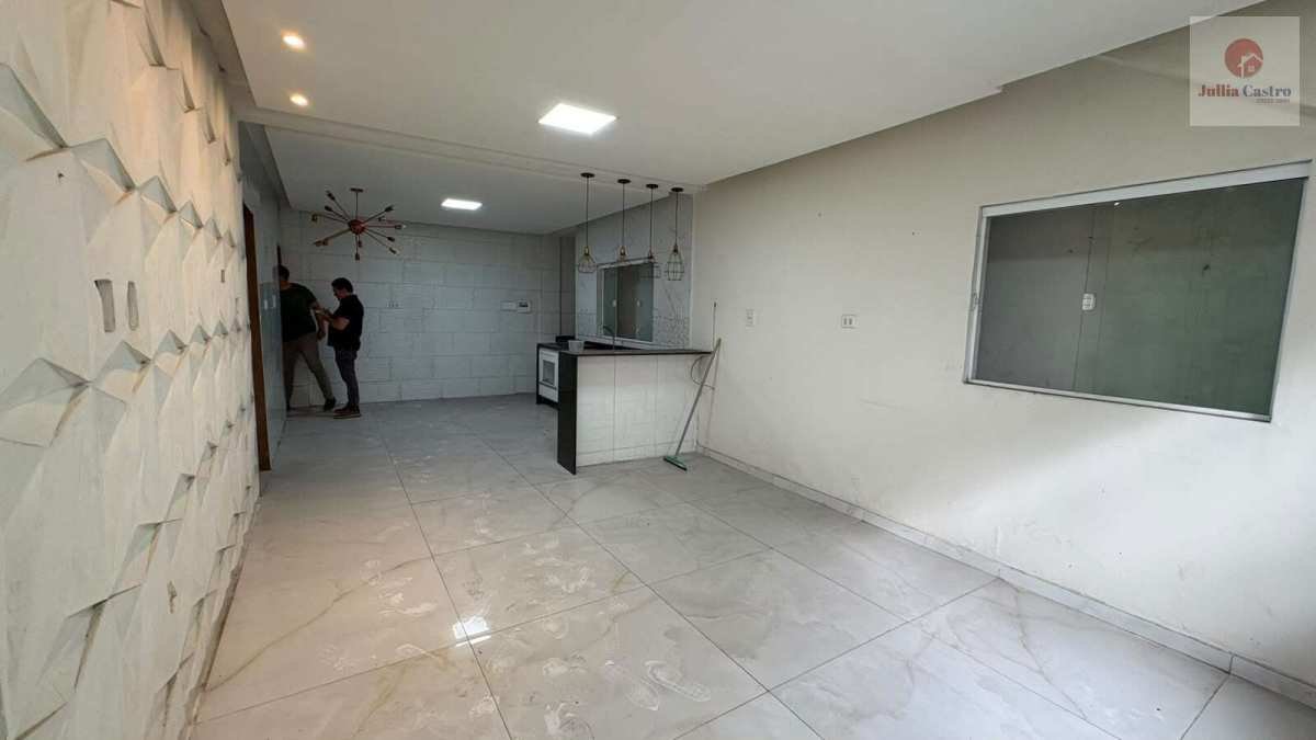 VENDO ÓTIMA CASA COM 2 QUARTOS E SALÃO DE FESTAS NO BAIRRO DA IPUTINGA / RECIFE - Jullia Castro - Corretora de Imóveis