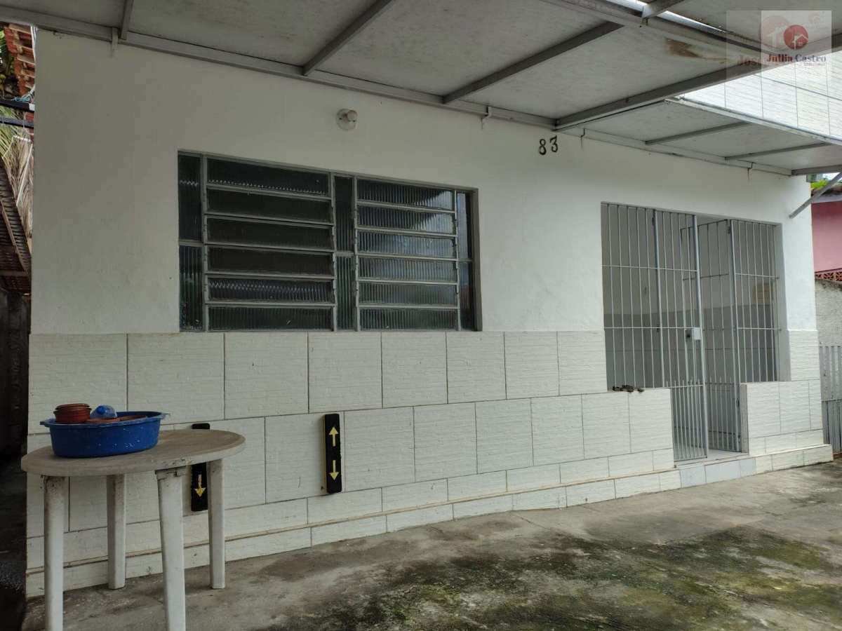 VENDO ÓTIMA CASA COM 2 QUARTOS NO BAIRRO CAPIBARIBE / SÃO LOURENÇO DA MATA - Jullia Castro - Corretora de Imóveis
