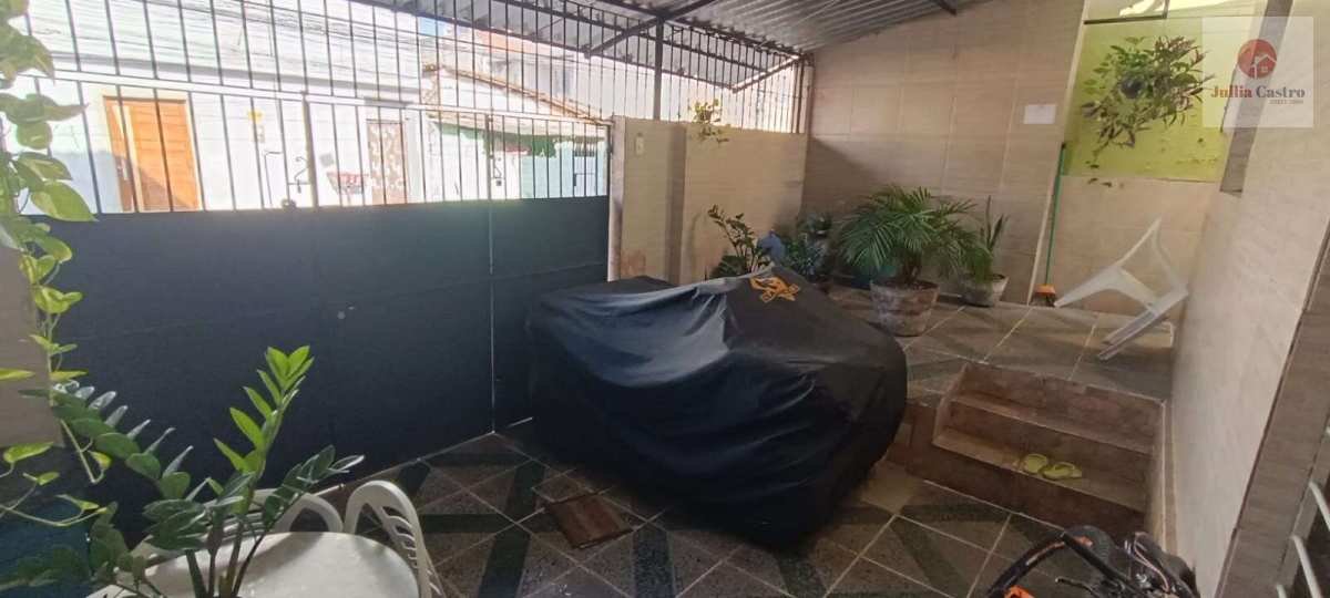 VENDO ÓTIMA CASA COM 2 QUARTOS NO BAIRRO DE ÁGUA FRIA / RECIFE - Jullia Castro - Corretora de Imóveis