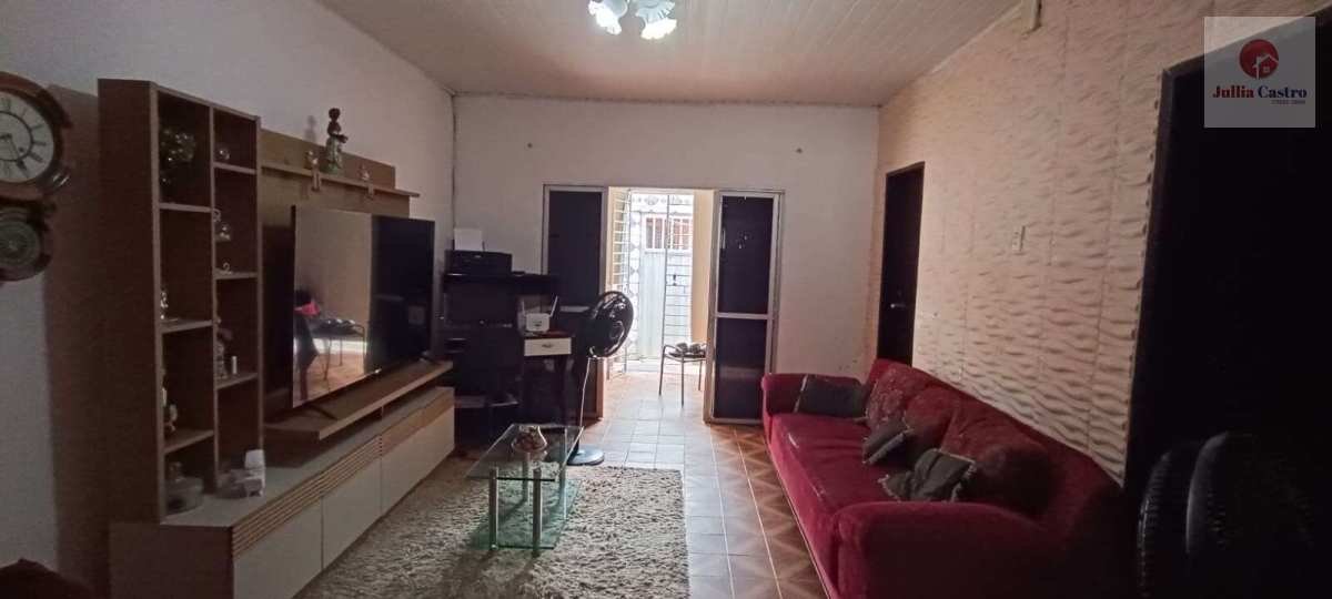 VENDO ÓTIMA CASA COM 3 QUARTOS| 306m²| EM DOIS UNIDOS - RECIFE - Jullia Castro - Corretora de Imóveis