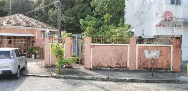 VENDO ÓTIMA CASA COM 600M² NO BAIRRO BOA VISTA / RECIFE - Jullia Castro - Corretora de Imóveis