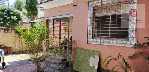 VENDO ÓTIMA CASA COM 600M² NO BAIRRO BOA VISTA / RECIFE - Jullia Castro - Corretora de Imóveis