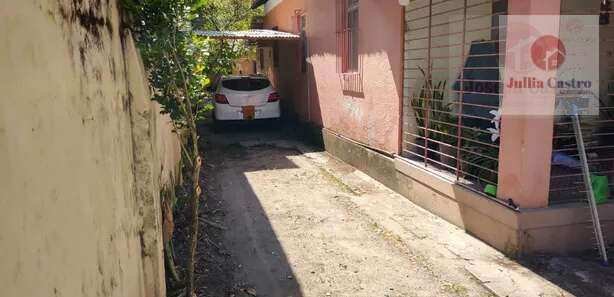 VENDO ÓTIMA CASA COM 600M² NO BAIRRO BOA VISTA / RECIFE - Jullia Castro - Corretora de Imóveis