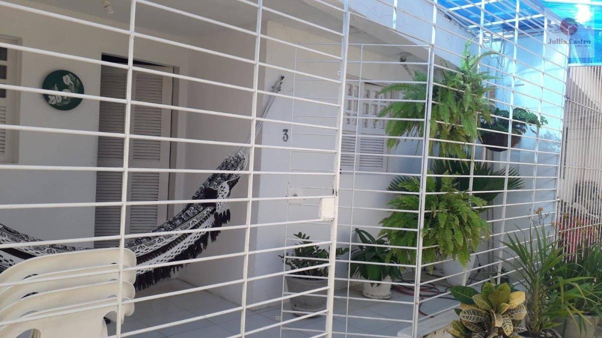 VENDO ÓTIMA CASA PRIVÊ COM 2 QUARTOS NO JANGA - PAULISTA - Jullia Castro - Corretora de Imóveis