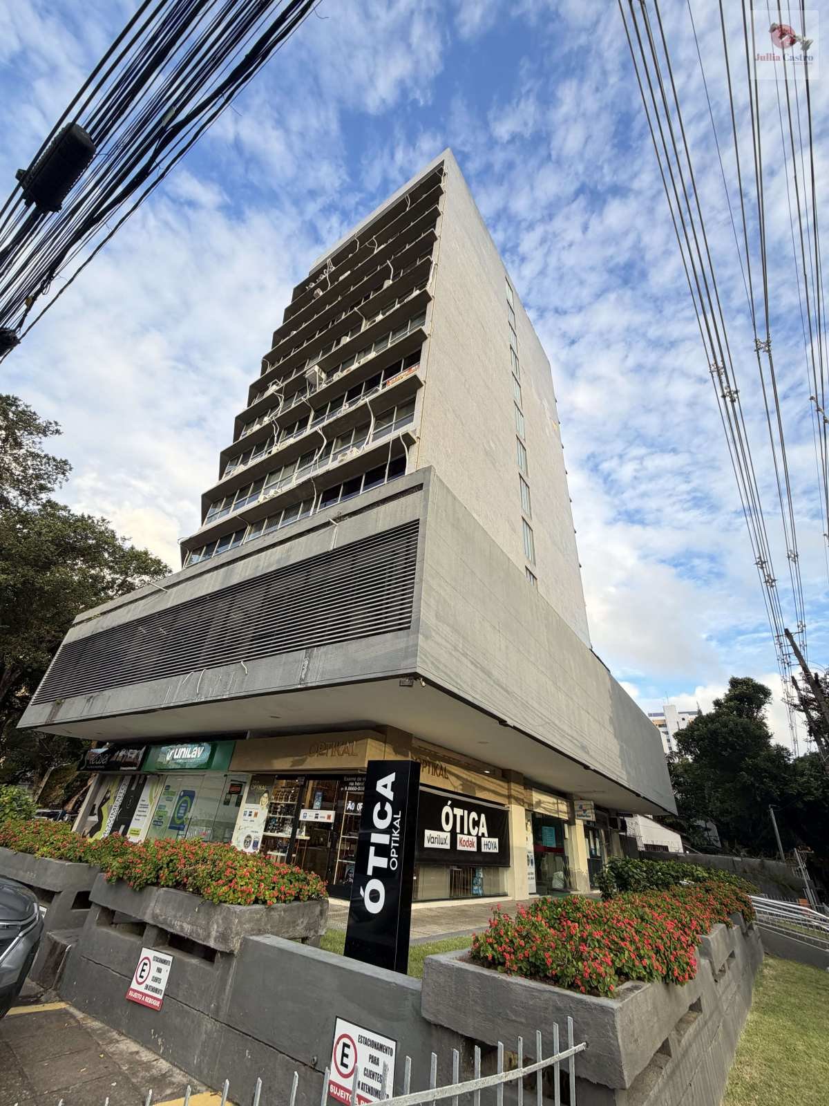 VENDO ÓTIMA SALA COMERCIAL COM 36M² EM SANTO AMARO - RECIFE - Jullia Castro - Corretora de Imóveis
