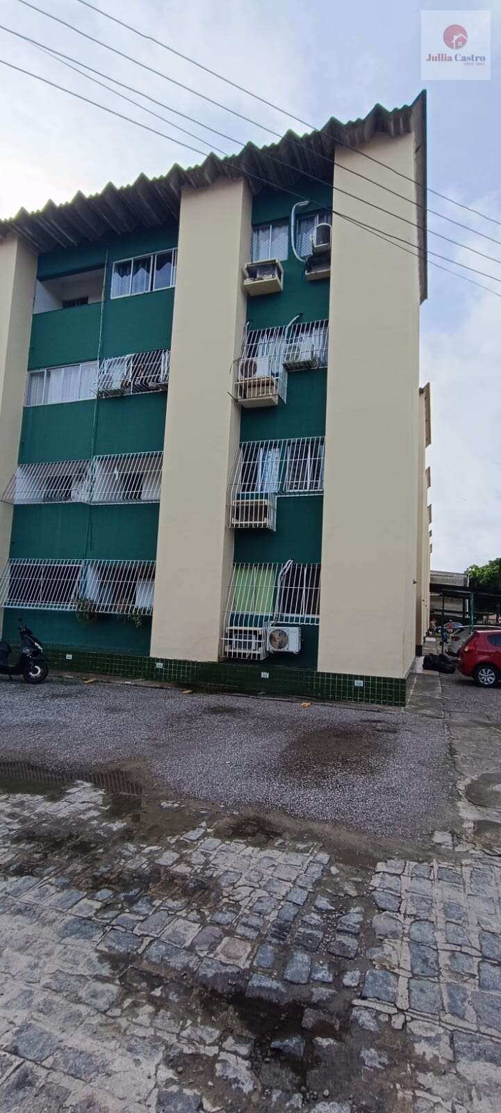 VENDO ÓTIMO APARTAMENTO COM 02 QUARTO NO ARRUDA - RECIFE - Jullia Castro - Corretora de Imóveis