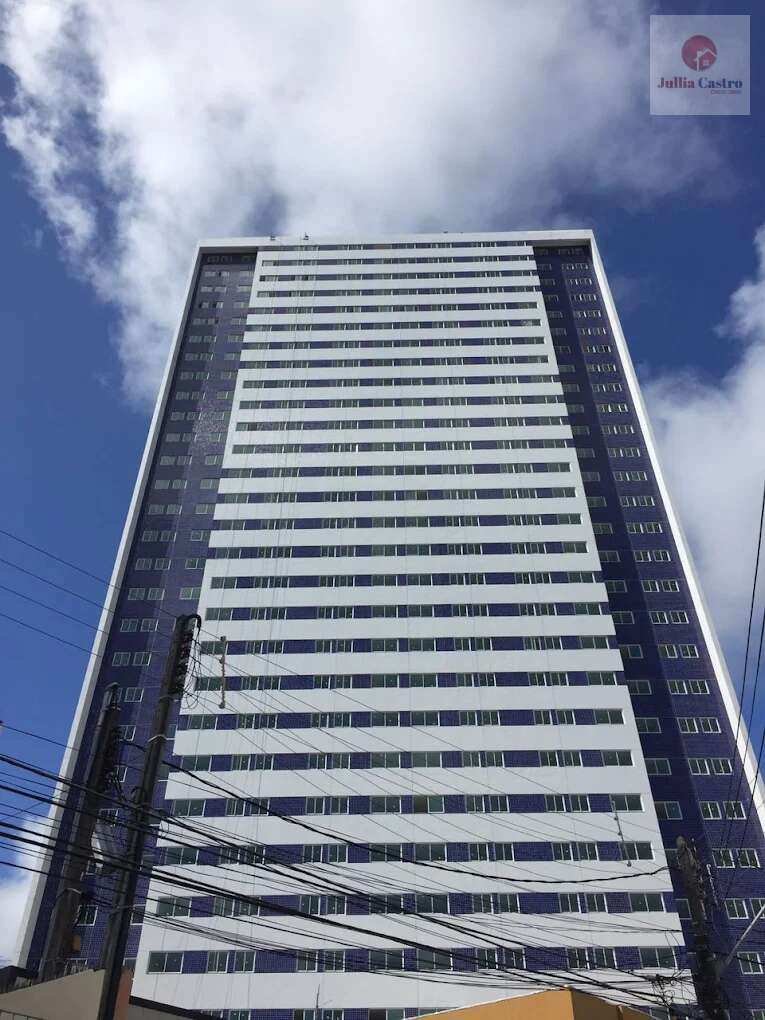 VENDO ÓTIMO APARTAMENTO COM 02 QUARTOS EM BOA VIAGEM - RECIFE - Jullia Castro - Corretora de Imóveis