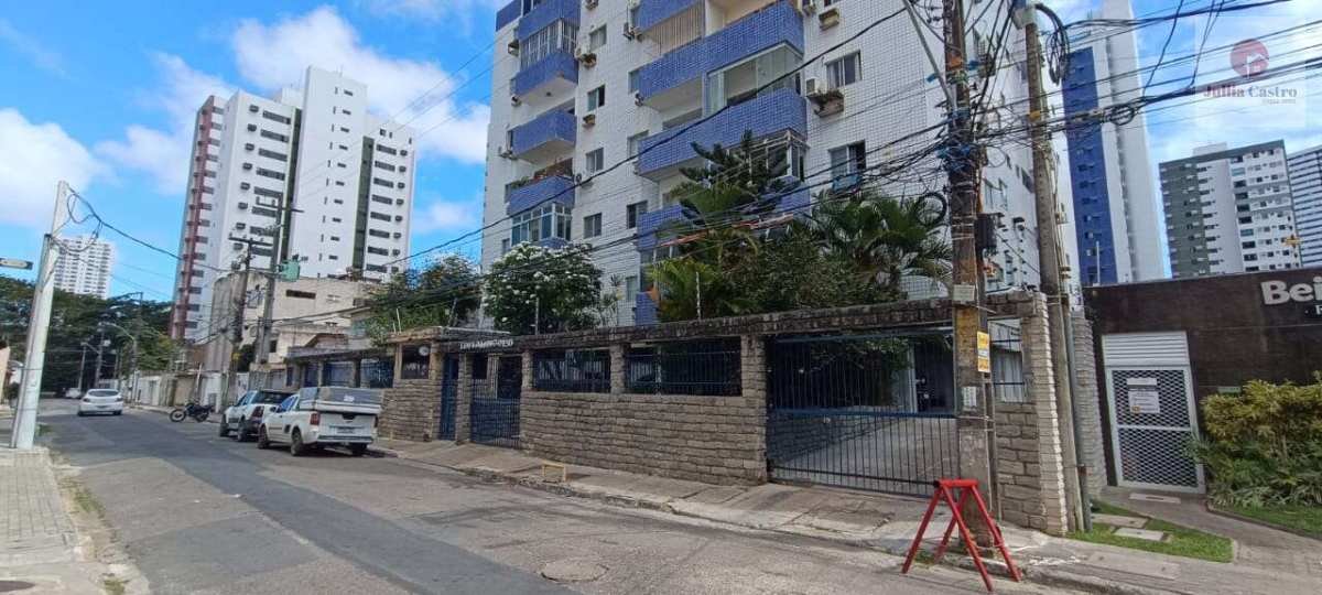 VENDO ÓTIMO APARTAMENTO COM 02 QUARTOS NA TORRE - RECIFE