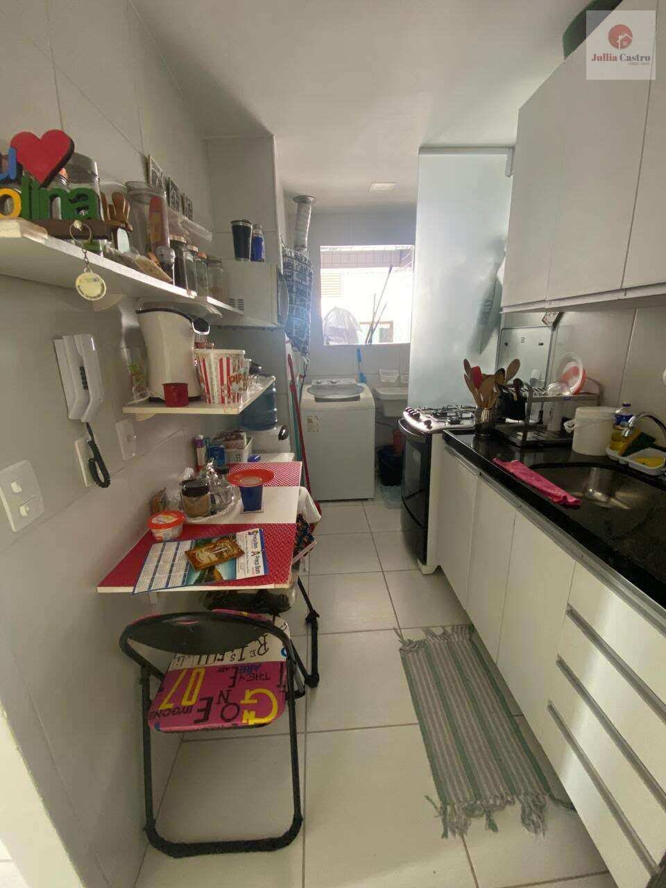 VENDO ÓTIMO APARTAMENTO COM 02 QUARTOS NO TORREÃO - RECIFE - Jullia Castro - Corretora de Imóveis