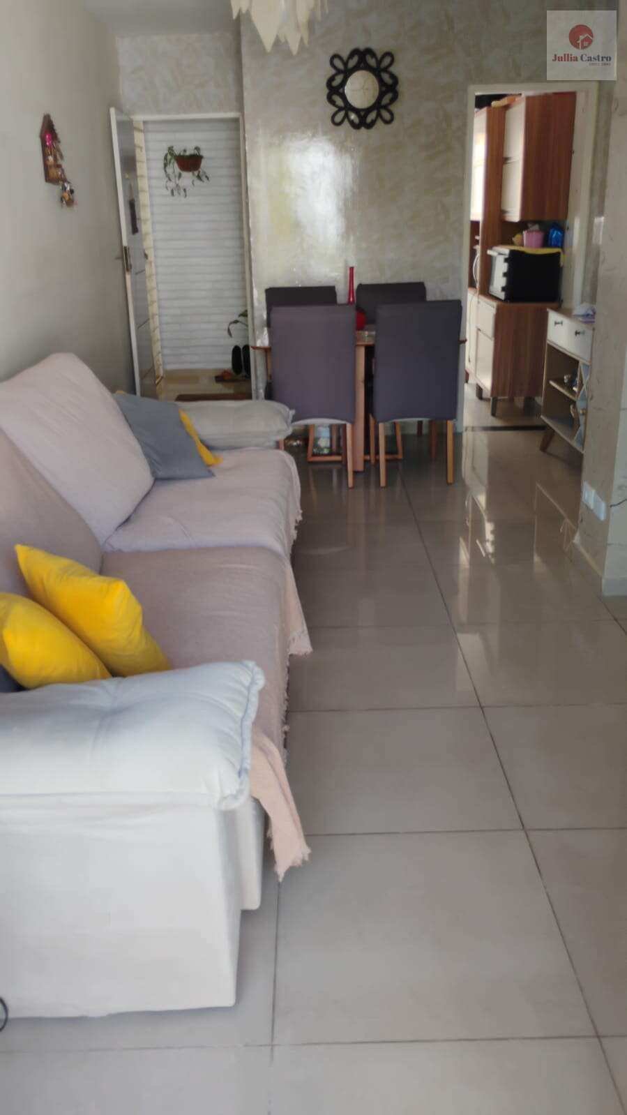 VENDO ÓTIMO APARTAMENTO COM 03 QUARTOS EM ÁGUA FRIA - RECIFE - Jullia Castro - Corretora de Imóveis