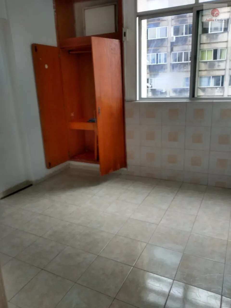 VENDO ÓTIMO APARTAMENTO COM 2 QUARTOS NO BAIRRO DA BOA VISTA / RECIFE - Jullia Castro - Corretora de Imóveis