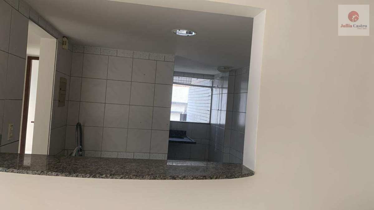 VENDO ÓTIMO APARTAMENTO COM 2 QUARTOS NO BAIRRO DE BOA VIAGEM / RECIFE - Jullia Castro - Corretora de Imóveis