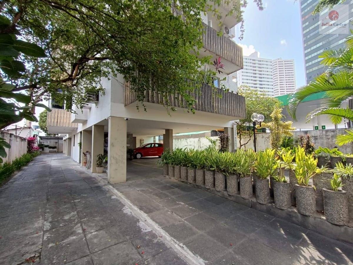 VENDO ÓTIMO APARTAMENTO COM 3 QUARTOS EM CASA AMARELA / RECIFE - Jullia Castro - Corretora de Imóveis