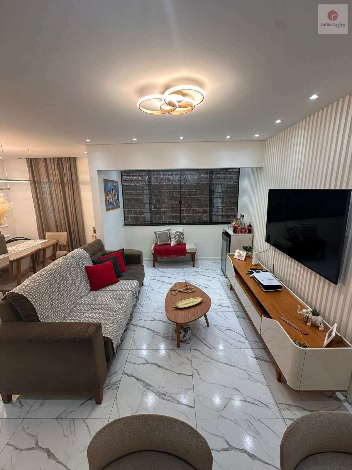 VENDO ÓTIMO APARTAMENTO COM 3 QUARTOS NO BAIRRO DA IPUTINGA / RECIFE - Jullia Castro - Corretora de Imóveis