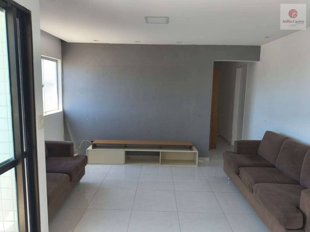 VENDO ÓTIMO APARTAMENTO COM 3 QUARTOS NO BAIRRO DE CAMPO GRANDE / RECIFE - Jullia Castro - Corretora de Imóveis