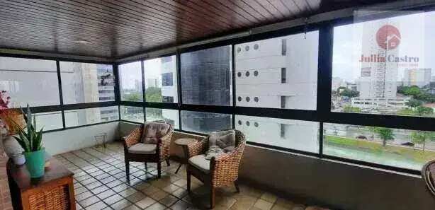 VENDO ÓTIMO APARTAMENTO COM QUATRO QUARTOS SENDO QUATRO SUITES NO BAIRRO DO ESPINHEIRO / RECIFE - Jullia Castro - Corretora de Imóveis